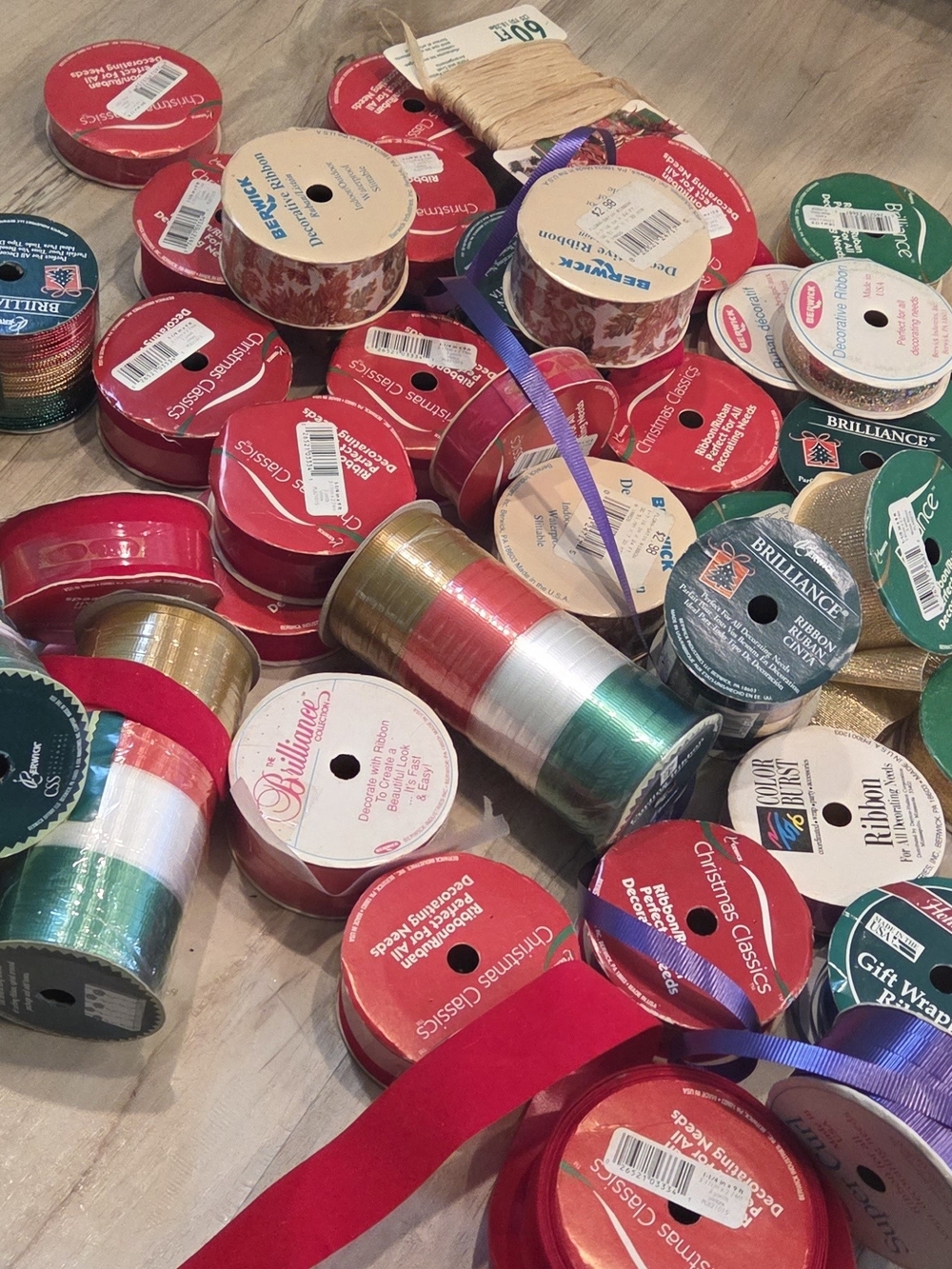 Assorted Holiday Ribbons 40ct